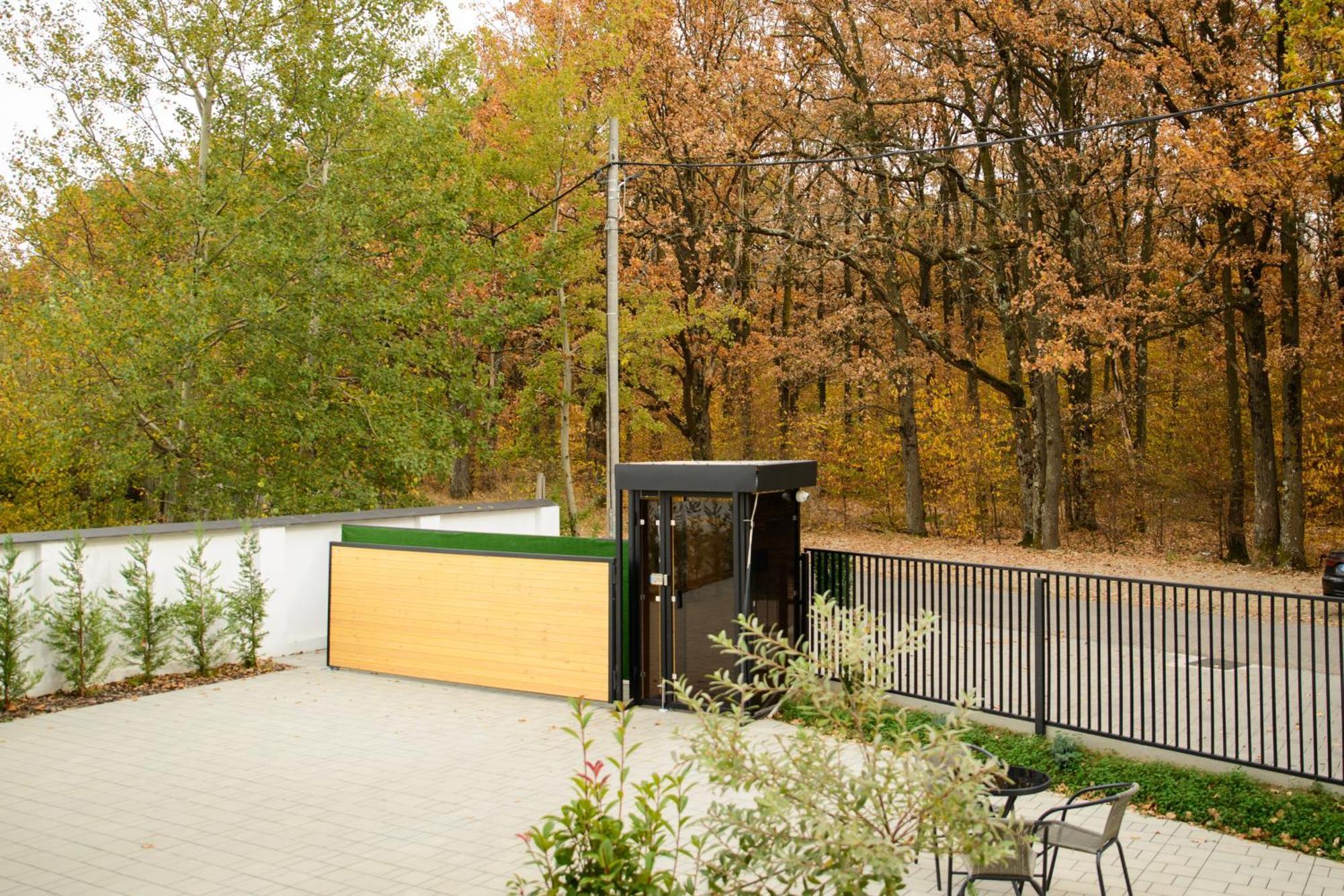 Forest Boutique Pitesti Ngoại thất bức ảnh