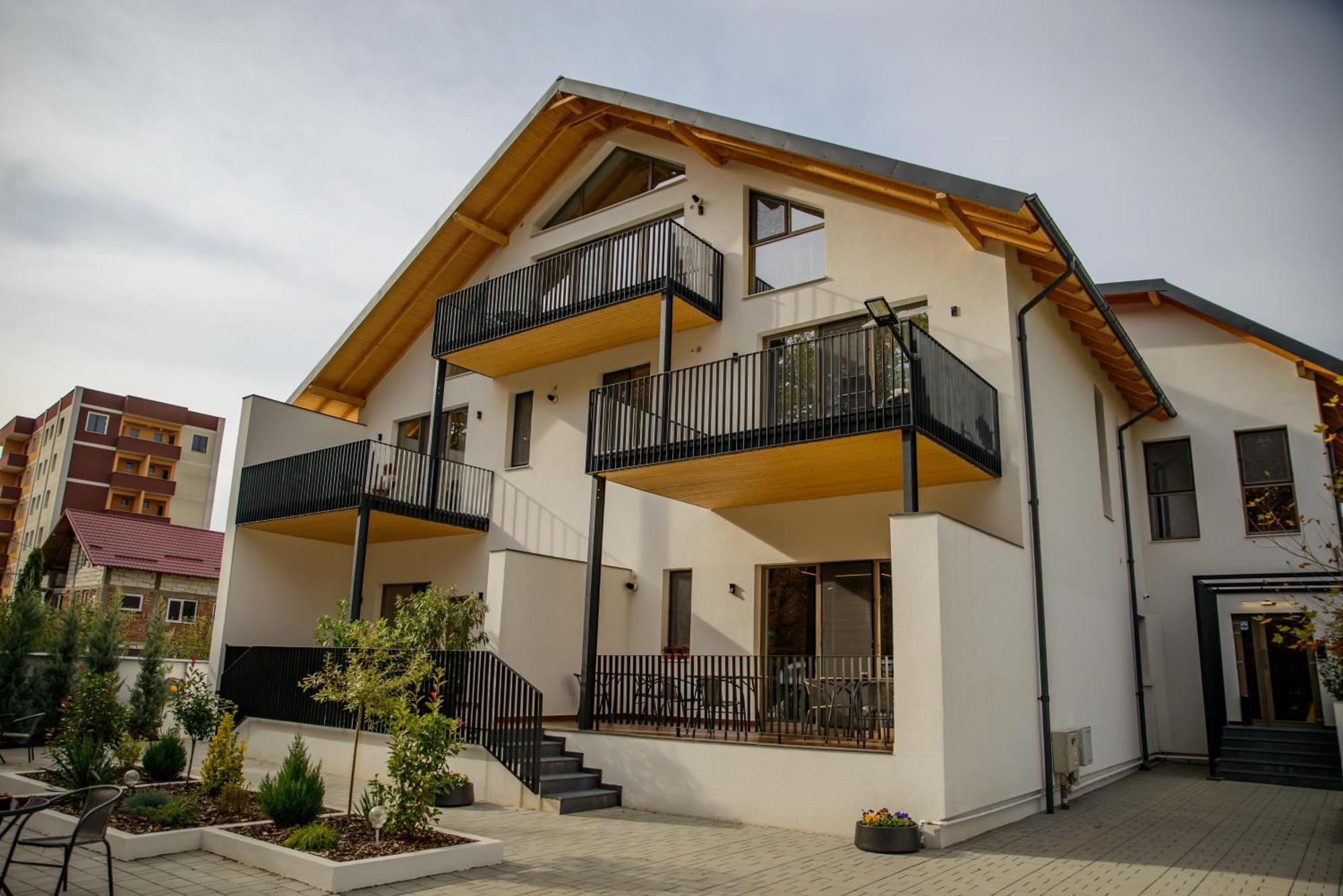 Forest Boutique Pitesti Ngoại thất bức ảnh